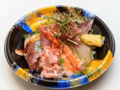 海鮮丼　1,380円（税込）