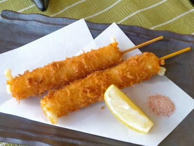 チーズ串揚げ　220円（税込）