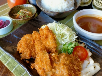 鶏ももカツ弁当　1,080円（税込）