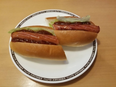 チリドッグ 　450円 （税込）