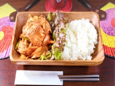 豚キムチ弁当　800円 （税込）
