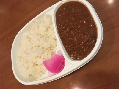ハヤシライス　590円（税込）