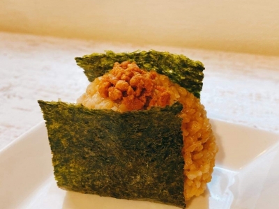 玄米おにぎり各種　250～280円（税込）※味噌汁付き（プラス100円）