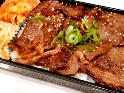 国産牛ロース弁当　950円～（税込）※電話予約のみ