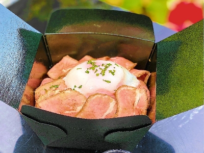 自家製しっとり♪　ローストビーフ丼 1,200円（税込）