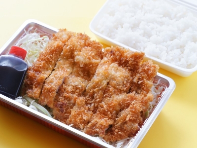 チキンカツ弁当　500円（税込）