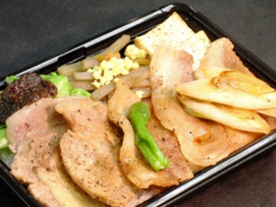 吟撰豚の焼肉ごはん　810円（税込）