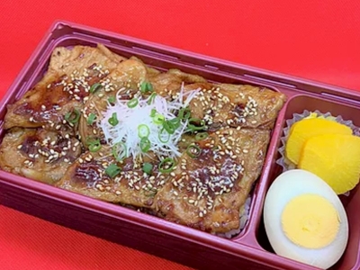 伊勢重流 やわらか豚丼　1,080円（税込）