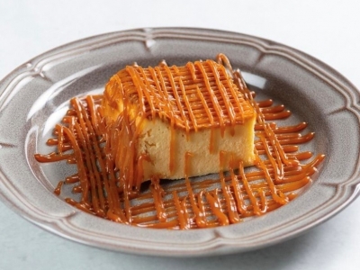 焦がしキャラメルの濃厚チーズケーキ　550円（税込）