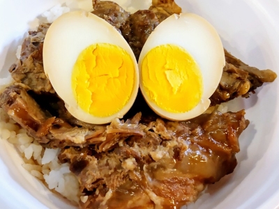 角煮丼　690円（税込）