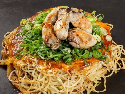 広島牡蠣の旨味お好み焼き（広島県産牡蠣） 1,300円（税込）