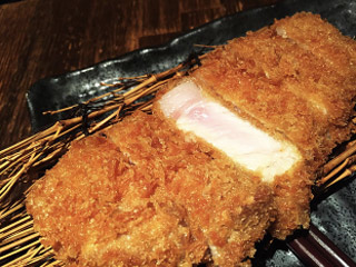 旨味たっぷり、なのに全然もたれないのは良質な証拠。ブランド豚“芳寿豚”をリーズナブルに