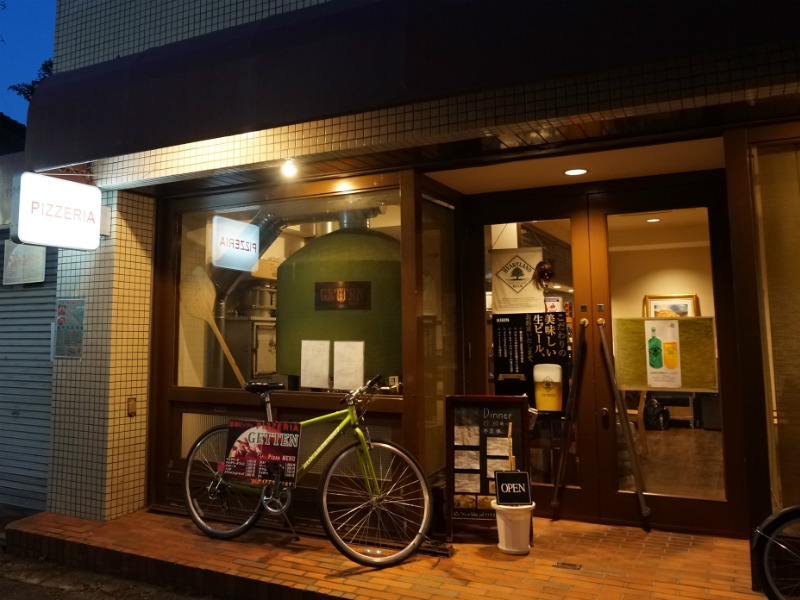 PIZZERIA GETTEN (ピッツェリアゲッテン)