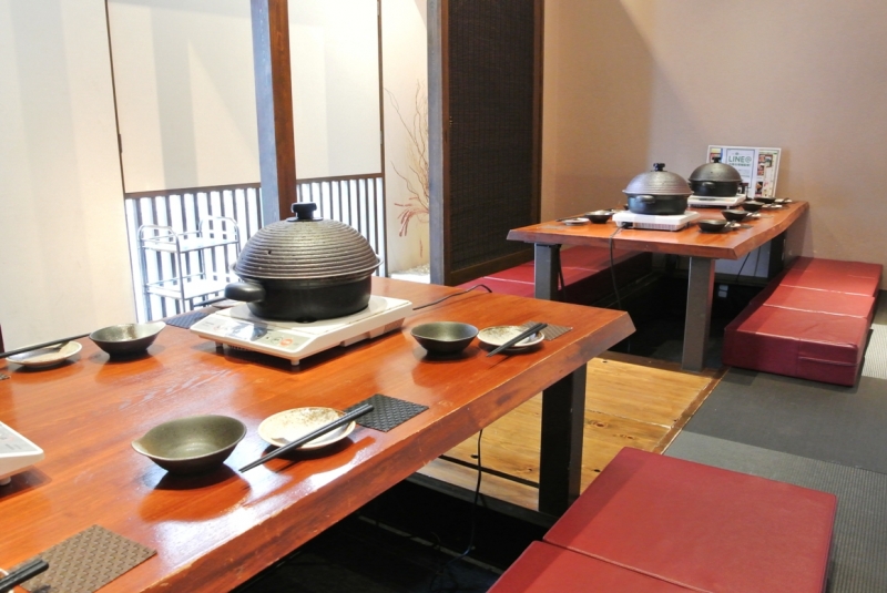 蒸し料理とワインのお店。蒸musunん
