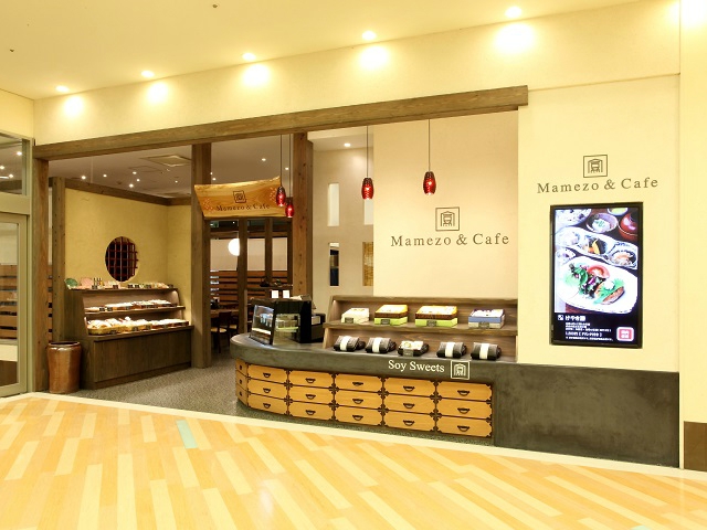 Mamezo&Cafe Dew阪急山田店